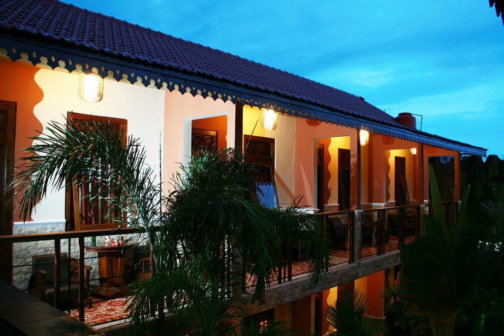 Hotel 1001 Malam Yogyakarta Exterior foto